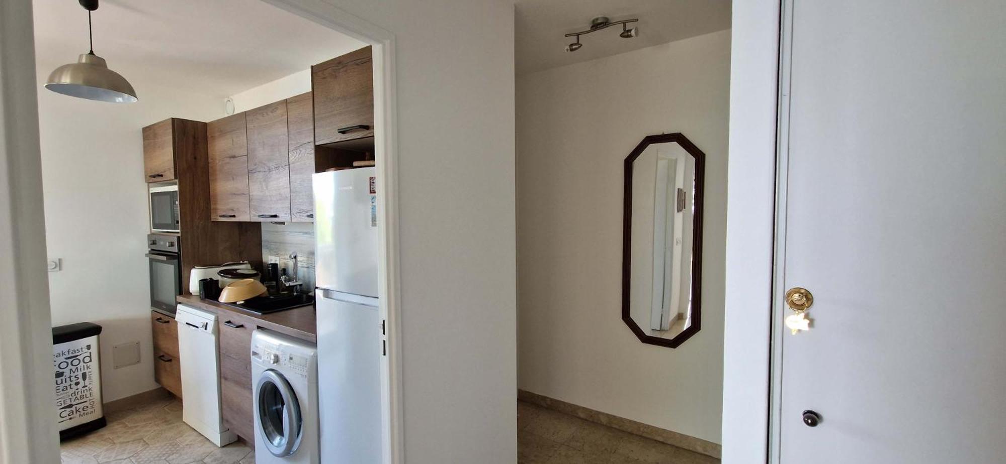 Appartement Bord De Mer Avec Garage Ментона Экстерьер фото